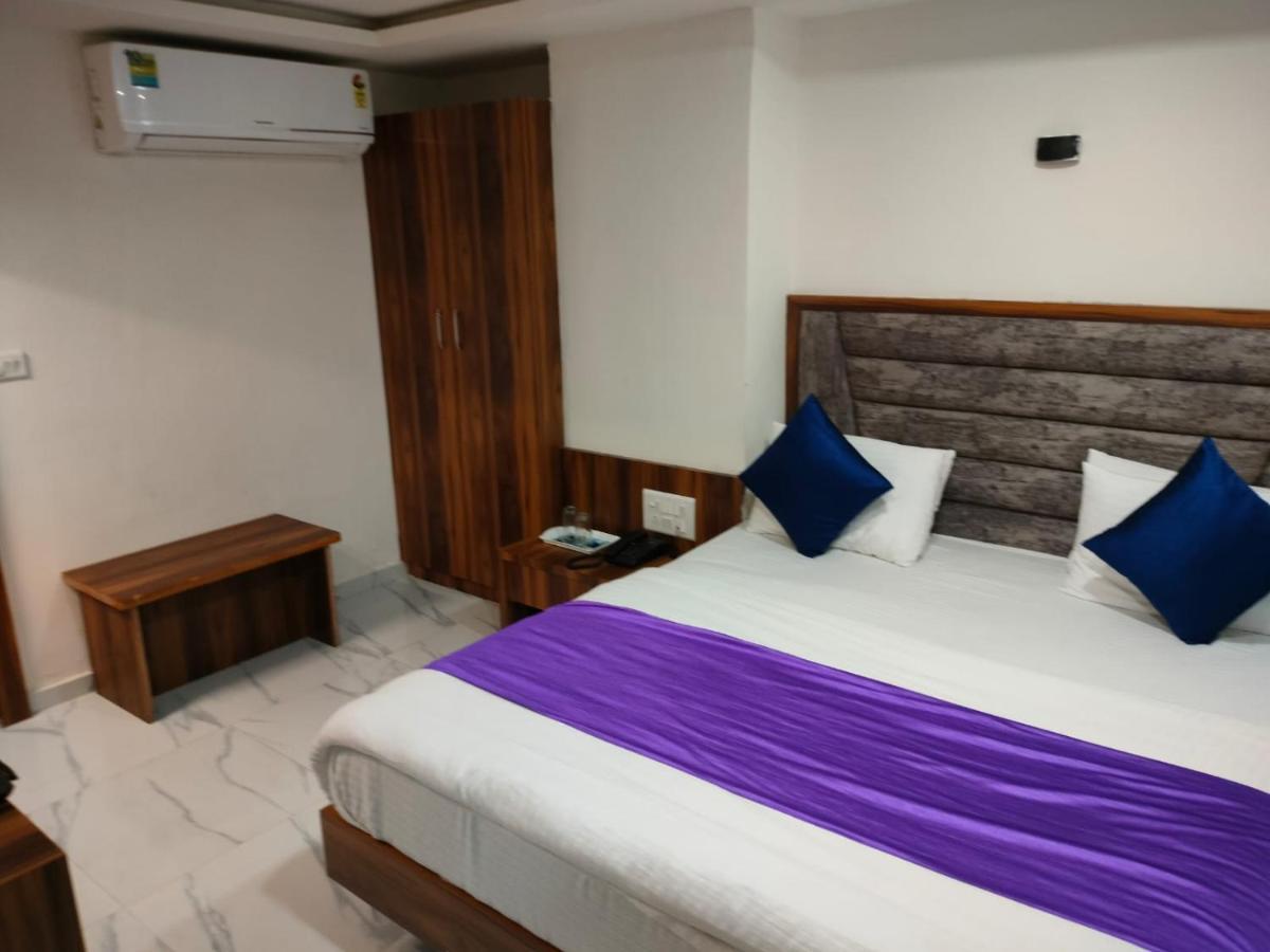 Hotel Ozone,Ahmedabad Eksteriør bilde