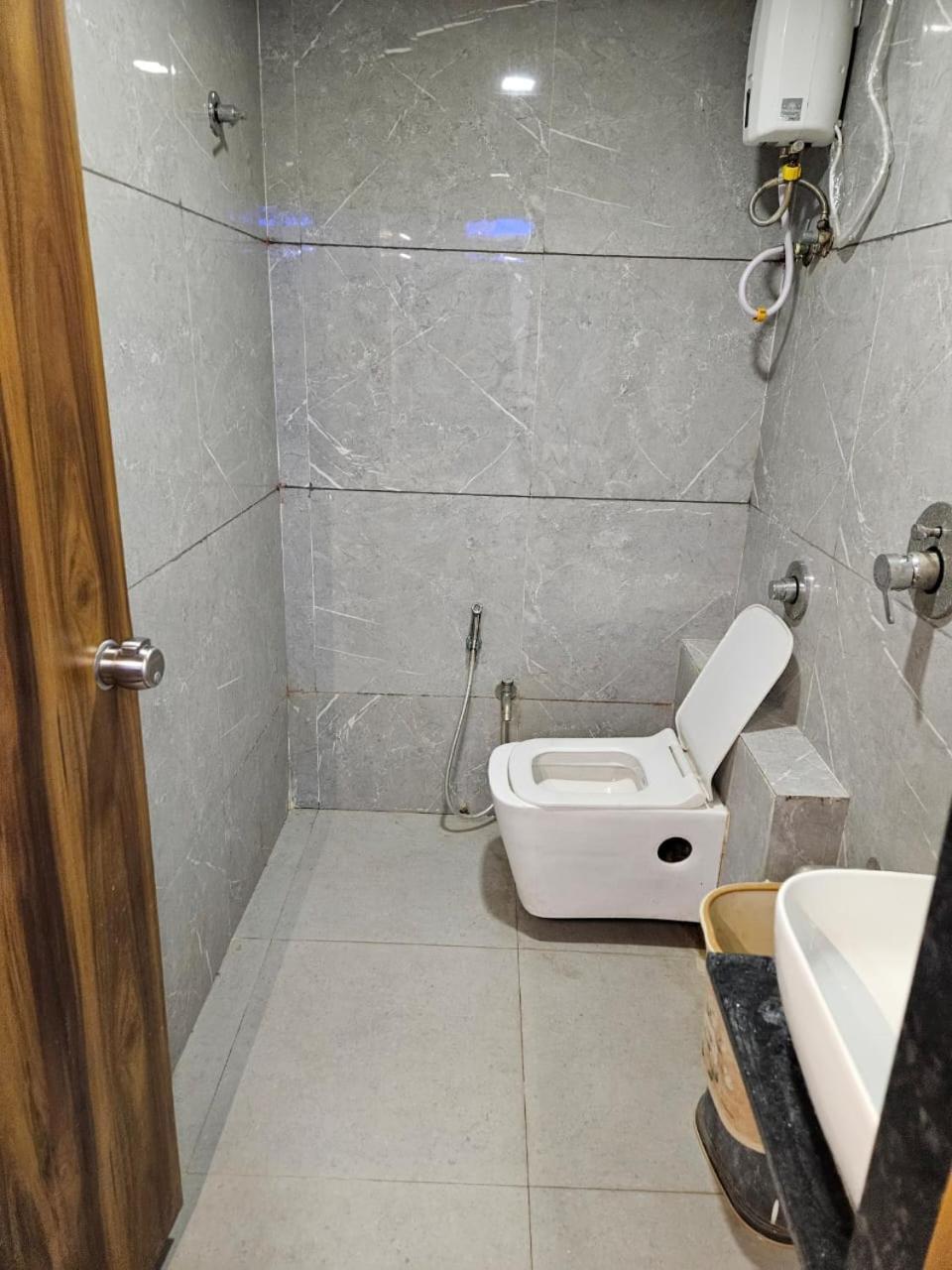 Hotel Ozone,Ahmedabad Eksteriør bilde