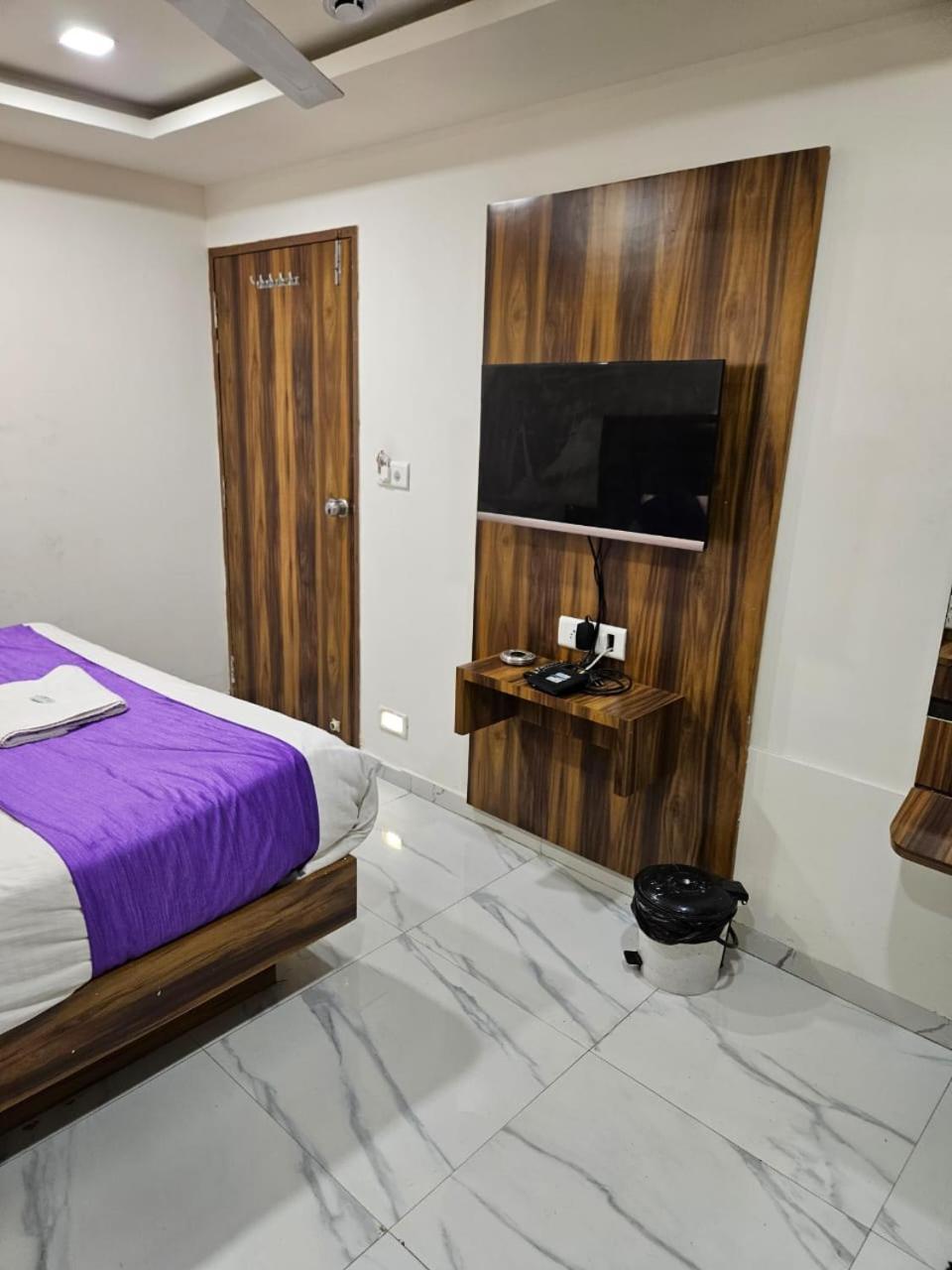 Hotel Ozone,Ahmedabad Eksteriør bilde
