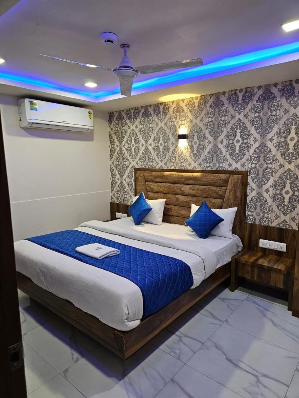 Hotel Ozone,Ahmedabad Eksteriør bilde