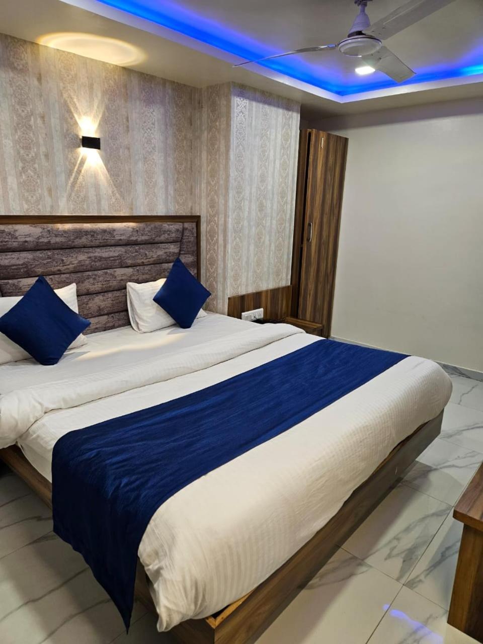 Hotel Ozone,Ahmedabad Eksteriør bilde